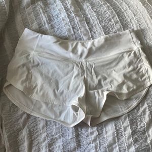 white lululemon speed shorts